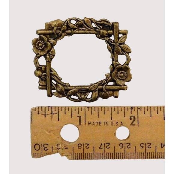 Set of 2 Pins Heart Floral Frame Brooch Lightweight Antique Gold Tone - Picture 4 of 4